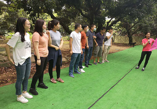 “挑战自我，凝聚实力，熔炼一流团队” 广东太阳GG检测户外拓展活动