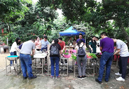 “挑战自我，凝聚实力，熔炼一流团队” 广东太阳GG检测户外拓展活动