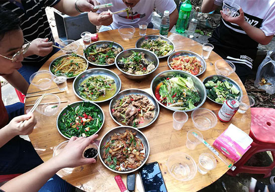 “挑战自我，凝聚实力，熔炼一流团队” 广东太阳GG检测户外拓展活动