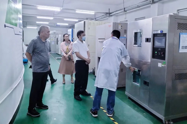 常平镇镇长李中文向导一行莅临太阳GG旅行指导