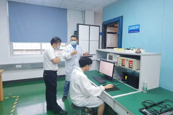 常平镇镇长李中文向导一行莅临太阳GG旅行指导