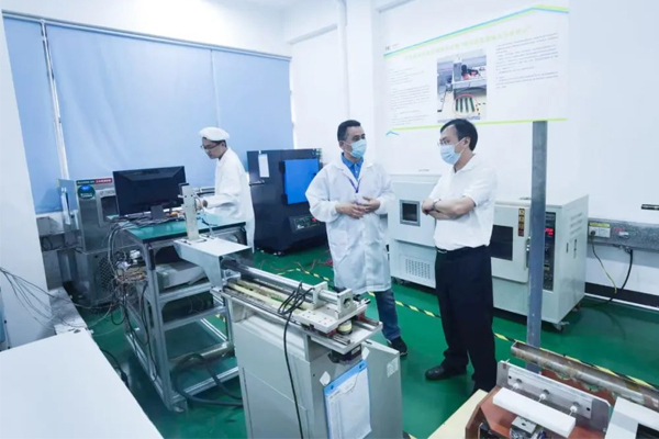 常平镇镇长李中文向导一行莅临太阳GG旅行指导